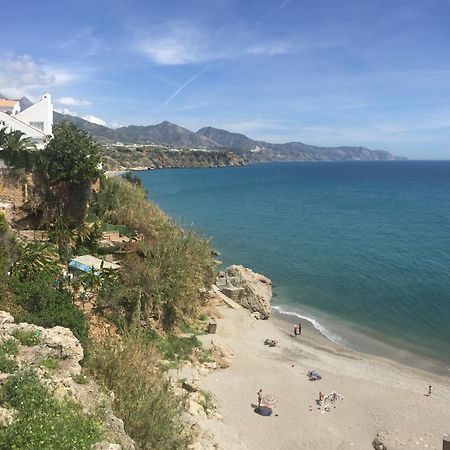 Edificio Verdemar - Stunning 1 Bed Apartment With Pool & Sea Views Nerja Buitenkant foto