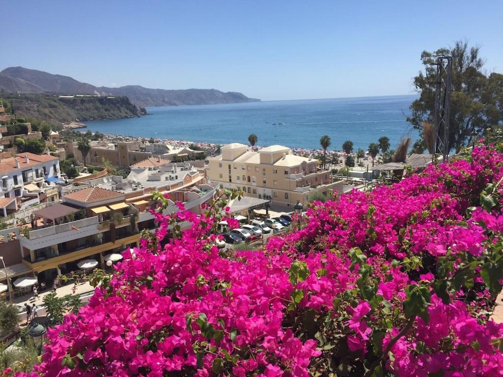 Edificio Verdemar - Stunning 1 Bed Apartment With Pool & Sea Views Nerja Buitenkant foto