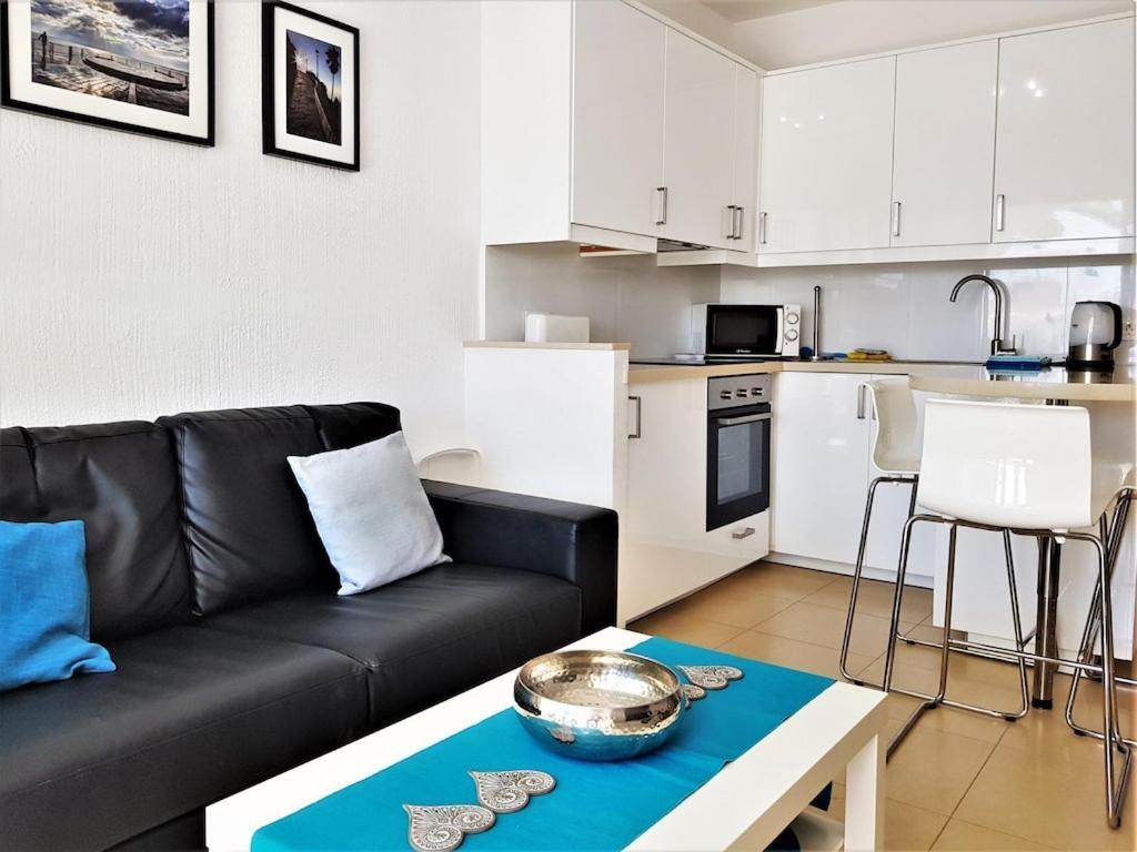 Edificio Verdemar - Stunning 1 Bed Apartment With Pool & Sea Views Nerja Buitenkant foto