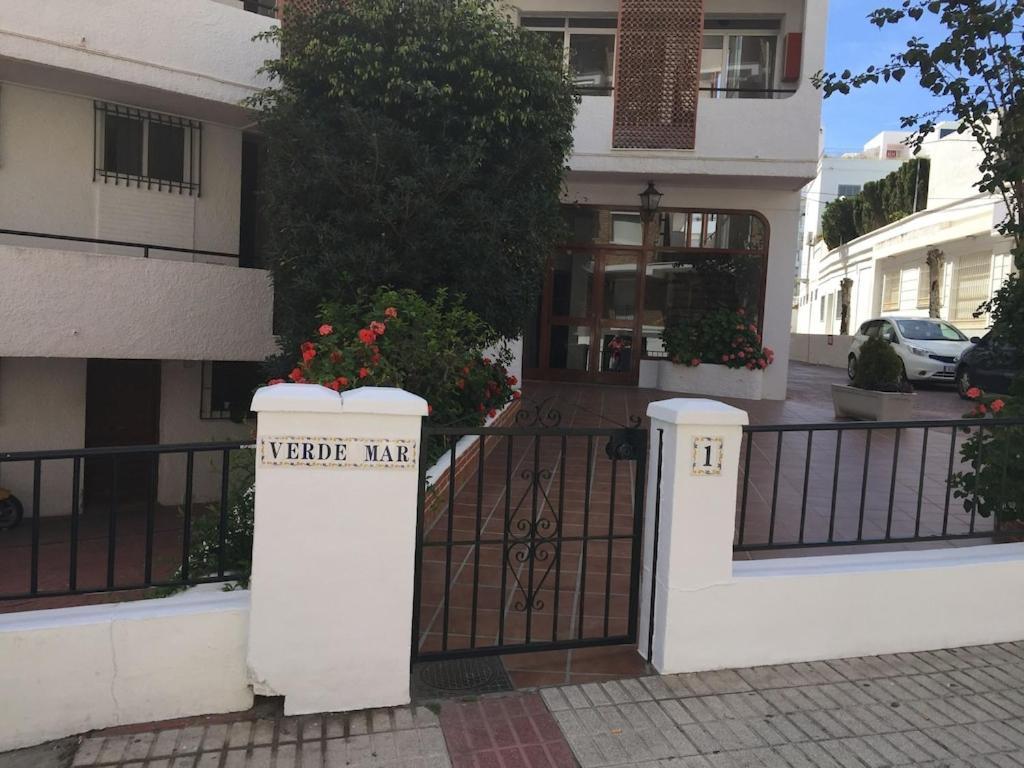 Edificio Verdemar - Stunning 1 Bed Apartment With Pool & Sea Views Nerja Buitenkant foto