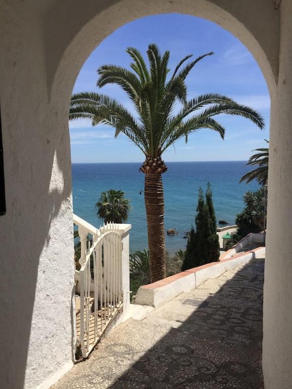 Edificio Verdemar - Stunning 1 Bed Apartment With Pool & Sea Views Nerja Buitenkant foto