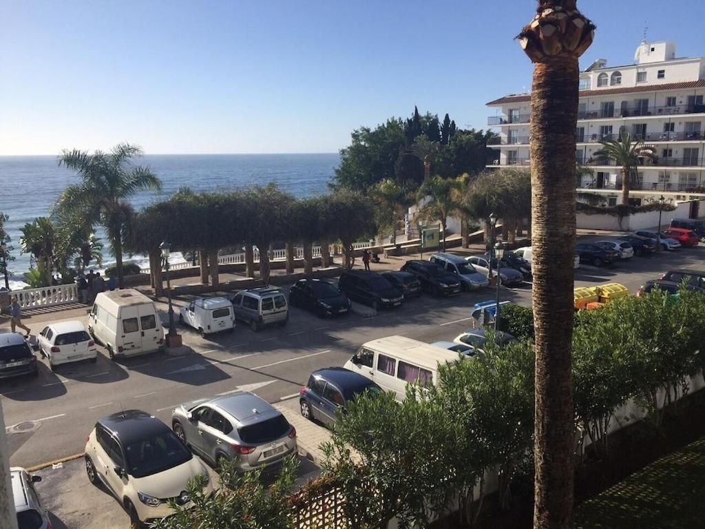 Edificio Verdemar - Stunning 1 Bed Apartment With Pool & Sea Views Nerja Buitenkant foto
