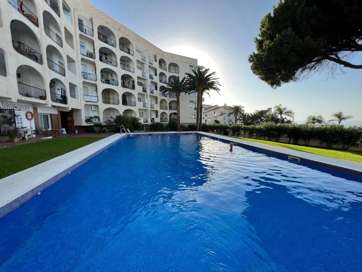Edificio Verdemar - Stunning 1 Bed Apartment With Pool & Sea Views Nerja Buitenkant foto